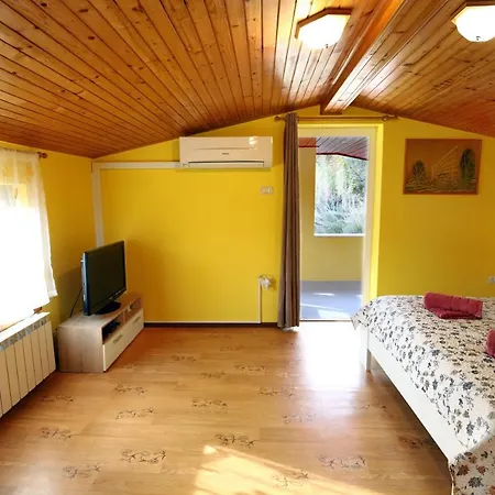 Parenzana Mirni Koticek Star - Parenzana Haven Hideaway Star Izola